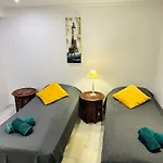 HomelyStay - Marbella, Puerto Banus